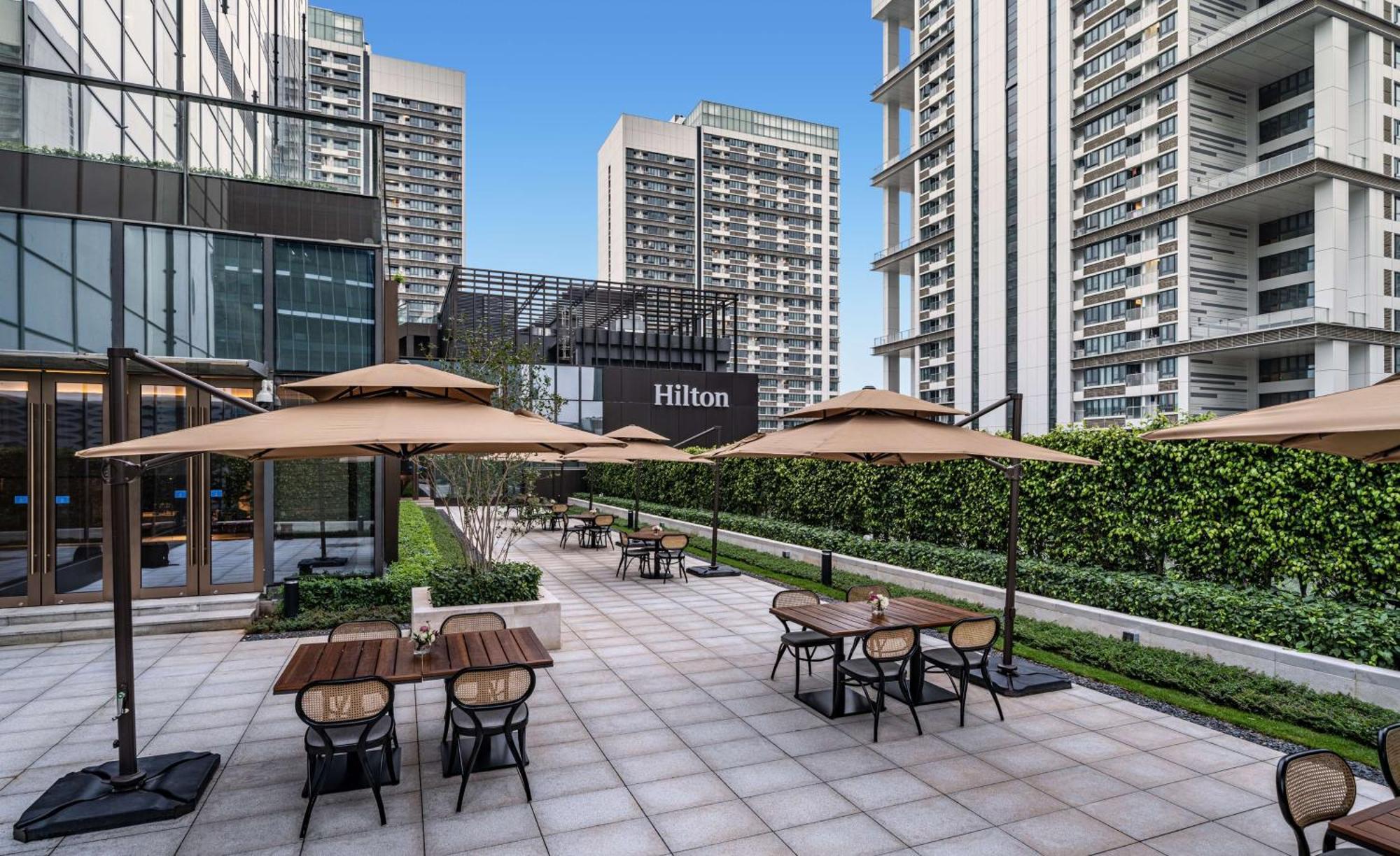 Hilton Shenzhen World Exhibition & Convention Center - Only 5 Minutes' Walk To Wecc Hotel Exterior photo